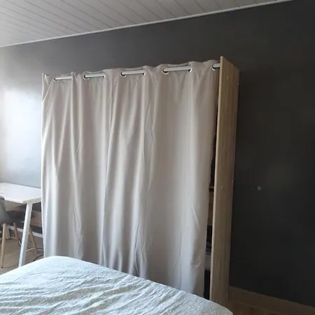 Hotel 85m² Hyper-centre Place Dalton